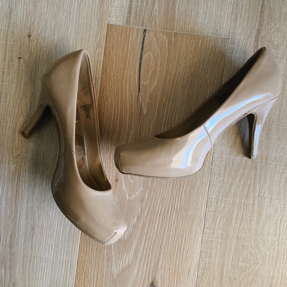 nude heels